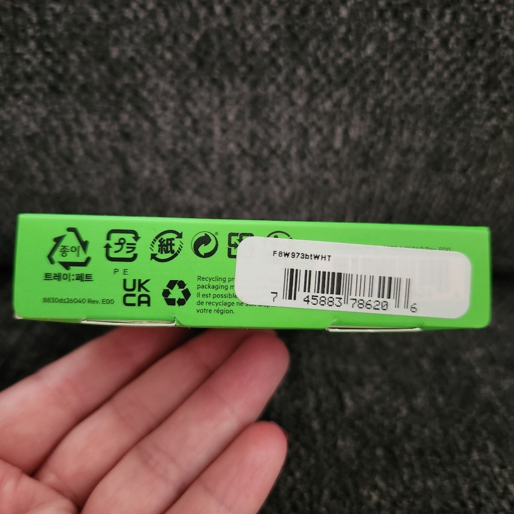 Belkin Single Secure Holder with Key Ring for AirTag White Open Face Case NEW - Picture 4 of 8